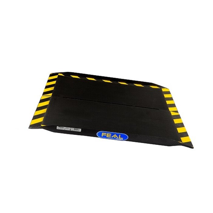 Extremely light and ultra-strong folding ramp iRAMP© Carbon