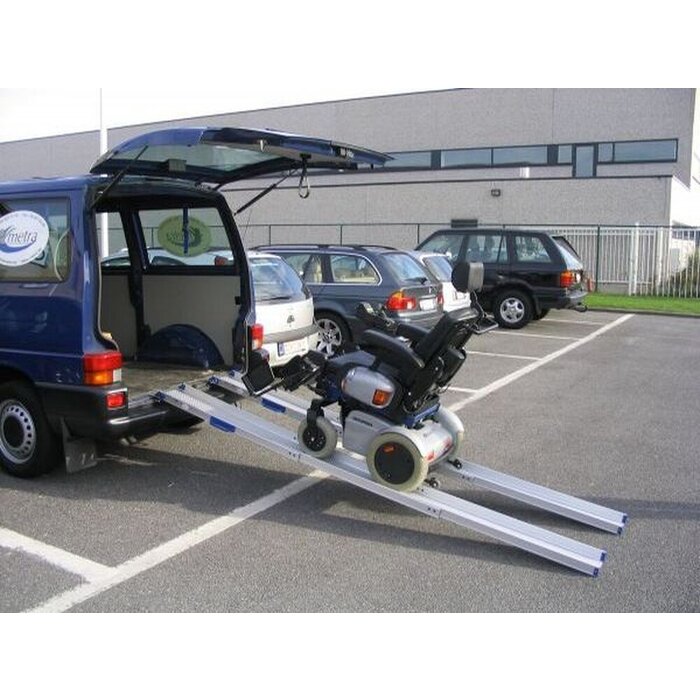Super light telescopic ramp FEAL