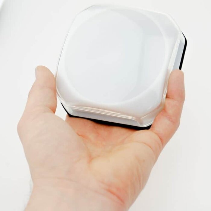 Bouton de discussion lumineux pour une image interchangeable.