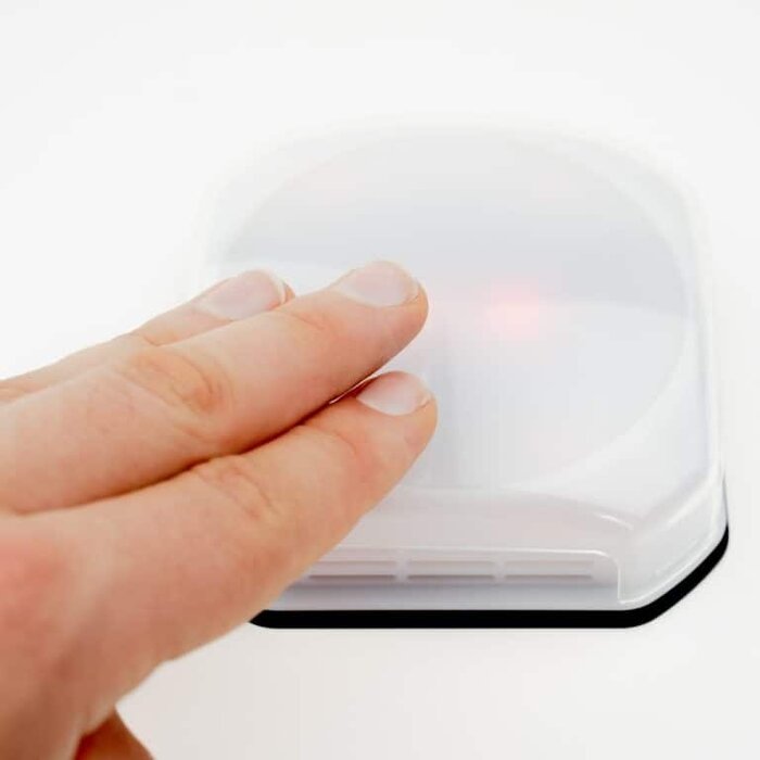Bouton de discussion lumineux pour une image interchangeable.