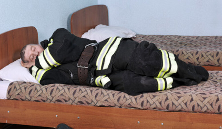 Les pompiers méritent beaucoup de choses – Un bon sommeil n'est que l'une d'entre elles !