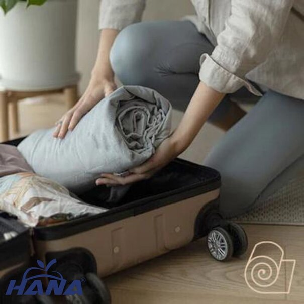 Hana Go travel therapy blanket