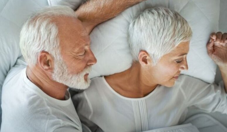 Sommeil et vieillissement : comprendre comment le sommeil évolue avec l'âge