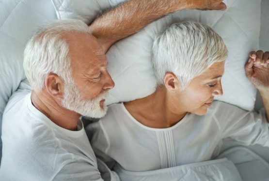 Slaappatronen en Veroudering: Begrijpen hoe Slaap Verandert met de Leeftijd