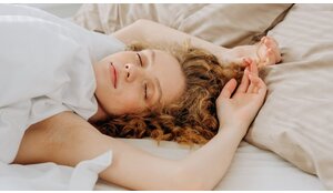 Tips for a good night's sleep for your child in hot weather