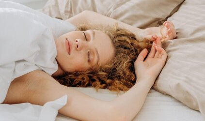 Tips for a good night's sleep for your child in hot weather