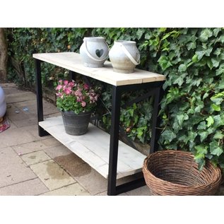 Frames Steigerhouten sidetable