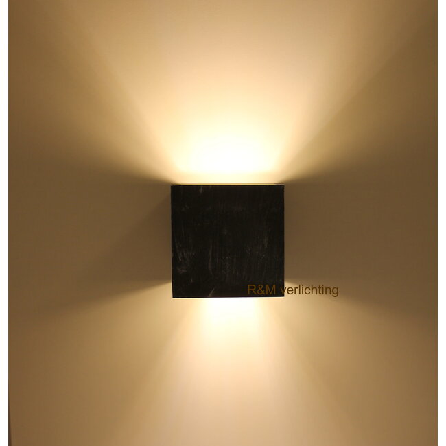 R&M Line Wandlamp Square zwart G9 230v