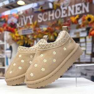Warme sloffen HAPPY FLOWERS - Beige