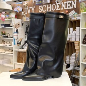 Laars INDEPENDENTLow Heel - Zwart Pu