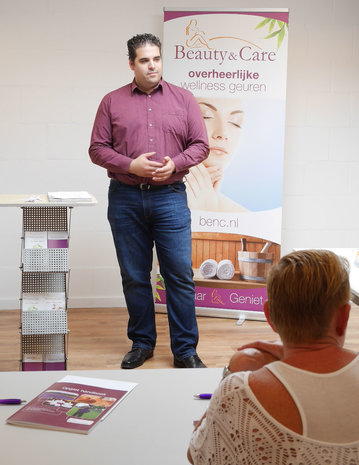 Beauty & Care Klinik-Saunaaufguss und ätherische Öle Beauty & Care Klinik-Saunaaufguss und ätherische Öle