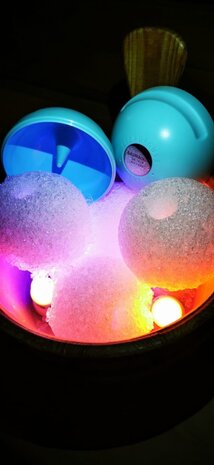 Saunagut Boule de glace avec entonnoir en plastique