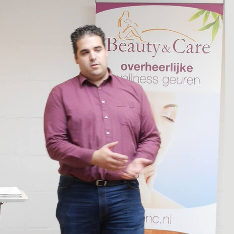 Beauty & Care Klinik-Saunaaufguss und ätherische Öle Beauty & Care Klinik-Saunaaufguss und ätherische Öle