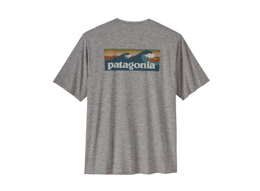 Patagonia Men's Cap Cool Daily Wave Graphic Shirt Grey