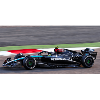 Minichamps 1:18 Mercedes AMG W15 Lewis Hamilton