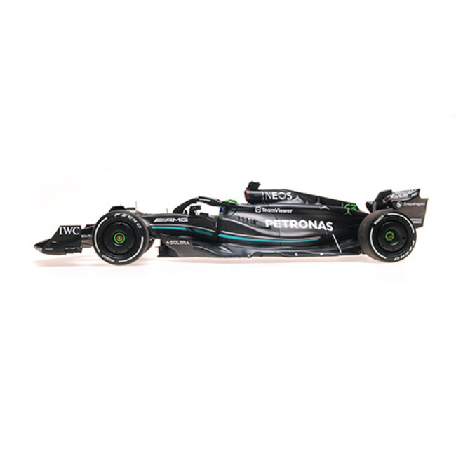 Minichamps 2023 Mercedes AMG W14 George Russel schaalmodel