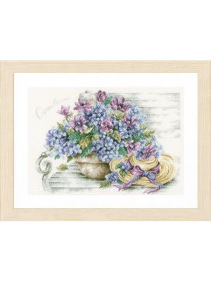 Lanarte Telpakket kit Hortensias op een bank
