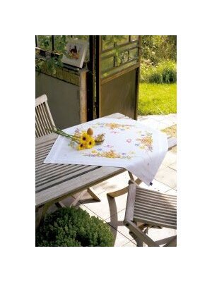 Vervaco Tafelkleed kit Knuffelende konijntjes Vervaco Tafelkleed kit Knuffelende konijntjes