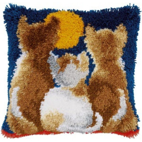 Vervaco Knoopkussen kit Poezen in de nacht Vervaco Knoopkussen kit Poezen in de nacht