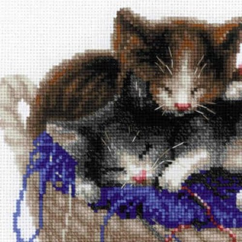 RIOLIS Borduurpakket Kittens in a Basket - RIOLIS