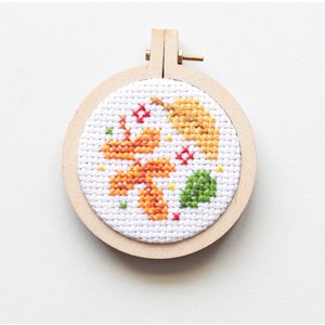 Stitchonomy  Borduurpakket Herfstblaadjes - Stitchonomy