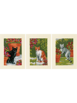 Vervaco Official Wenskaart kit Poezen tussen bloemen set van 3 Vervaco Official Wenskaart kit Poezen tussen bloemen set van 3