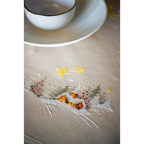 Vervaco Tafelkleed kit Winterlandschap met ster Vervaco Tafelkleed kit Winterlandschap met ster