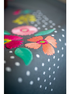 Vervaco Tafelkleed kit Kleurige bloemen Vervaco Tafelkleed kit Kleurige bloemen