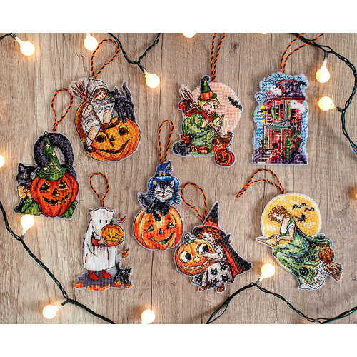 Leti Stitch Borduurpakket Halloween Toys Kit of 8 pieces - Leti Stitch