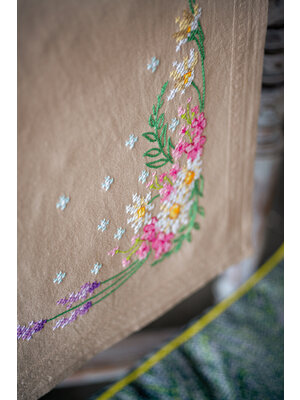 Vervaco Loper kit Lentebloemen Vervaco Loper kit Lentebloemen