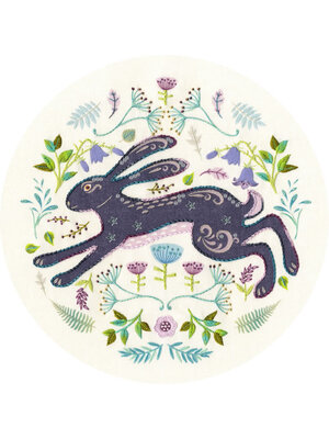 Bothy Threads Vrij borduren pakket Kathy Pilcher - Folk Hare - Bothy Threads Bothy Threads Vrij borduren pakket Kathy Pilcher - Folk Hare - Bothy Threads