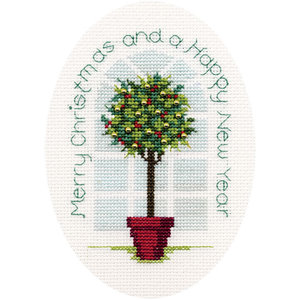 Bothy Threads Borduurpakket Christmas Card - Holly Tree  - Derwentwater Designs