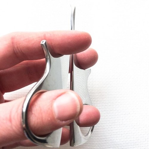 Studio Koekoek Luxe borduurschaar 10 cm 6 vasthoudpunten | schaar voor rechts- en linkshandigen - Studio Koekoek Studio Koekoek Luxe borduurschaar 10 cm 6 vasthoudpunten | schaar voor rechts- en linkshandigen - Studio Koekoek