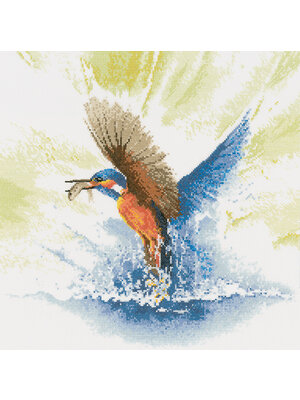 Heritage Crafts Borduurpakket Kingfisher in Flight - Heritage Crafts