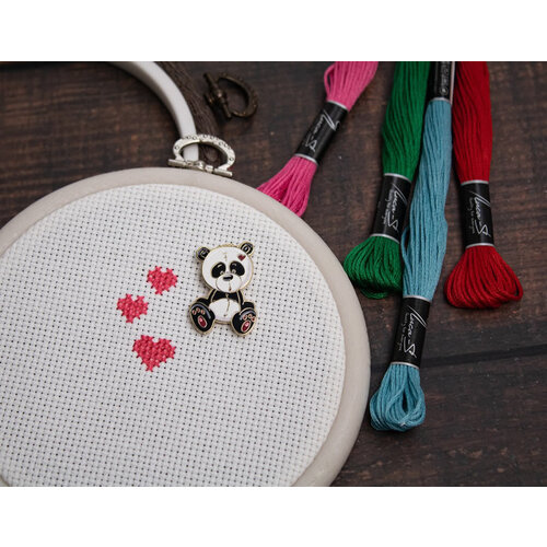 Luca-S  Magnetic Needle Minder - Panda - Luca-S