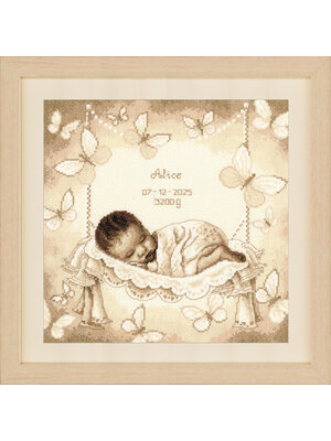 Vervaco Telpakket kit Baby in hangmatje met vlinders Vervaco Telpakket kit Baby in hangmatje met vlinders