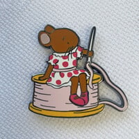 Needleminder Kate Garrett - Sewing Mouse - Bothy Threads