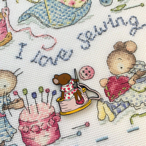 Bothy Threads Borduurpakket Kate Garrett - I Love Sewing - Bothy Threads