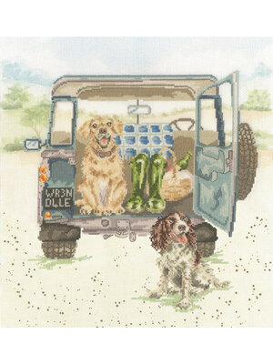 Bothy Threads Borduurpakket Hannah Dale - Paws For A Picnic - Bothy Threads