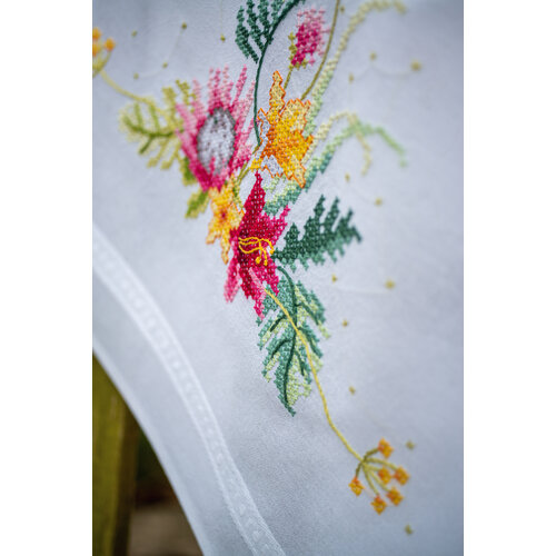 Vervaco Tafelkleed kit Tropische bloemen