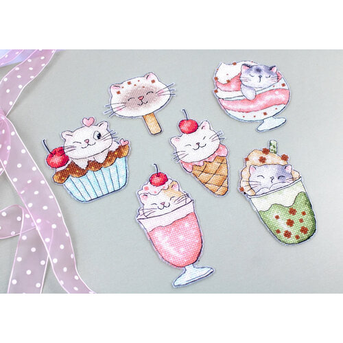 Leti Stitch Borduurpakket Summer Kitties (plastic canvas ornaments) - Leti Stitch