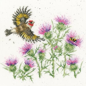 Bothy Threads Borduurpakket Hannah Dale - Feathers And Thistles - Bothy Threads