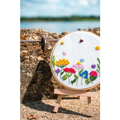 Vervaco Borduur kit met borduurring Summer Flowers