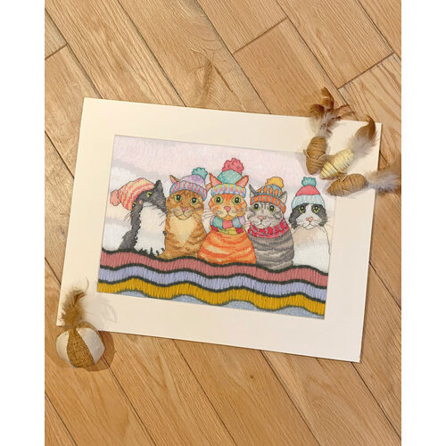Bothy Threads Borduurpakket Emma Ball - A Cosy Clowder - Bothy Threads