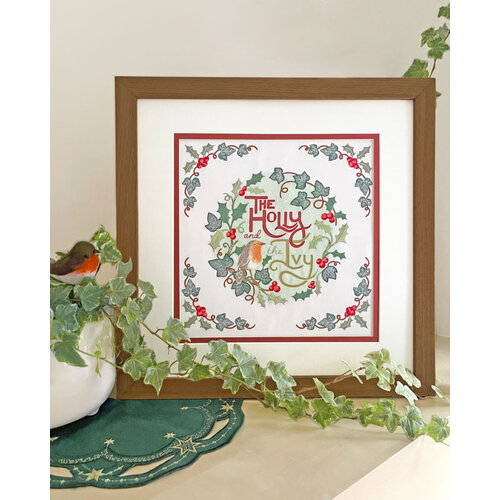 Bothy Threads Vrij borduren pakket Cassandra Riley - Festive Foliage - Bothy Threads