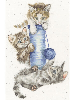 Bothy Threads Borduurpakket Hannah Dale - Three's A Crowd - Bothy Threads Bothy Threads Borduurpakket Hannah Dale - Three's A Crowd - Bothy Threads