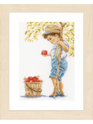 Lanarte Telpakket kit Boy with apples - Telstof 10,5-draads Lanarte Telpakket kit Boy with apples - Telstof 10,5-draads