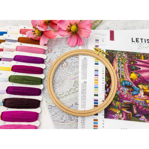 Leti Stitch Borduurpakket The Reading Realm - Leti Stitch