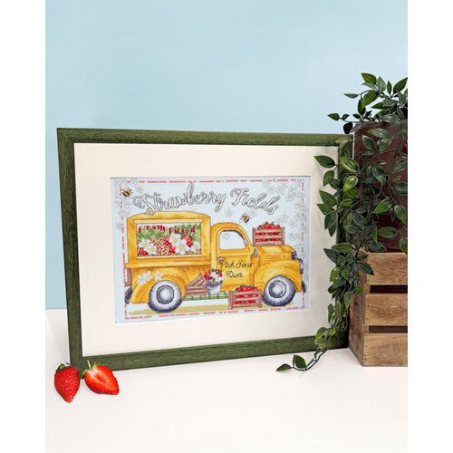 Bothy Threads Borduurpakket Karen Tye Bentley - Strawberry Fields - Bothy Threads Bothy Threads Borduurpakket Karen Tye Bentley - Strawberry Fields - Bothy Threads