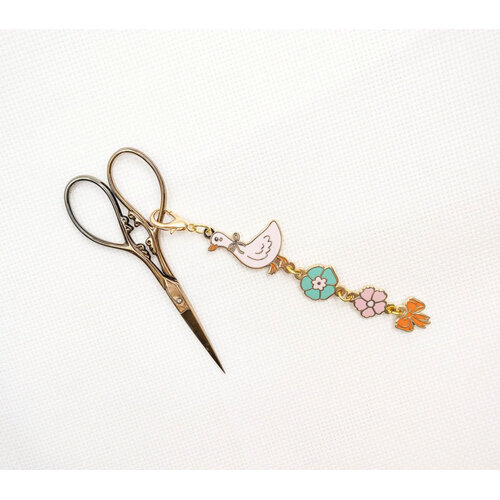 Leti Stitch Scissors Chain Happy Duckling - Leti Stitch